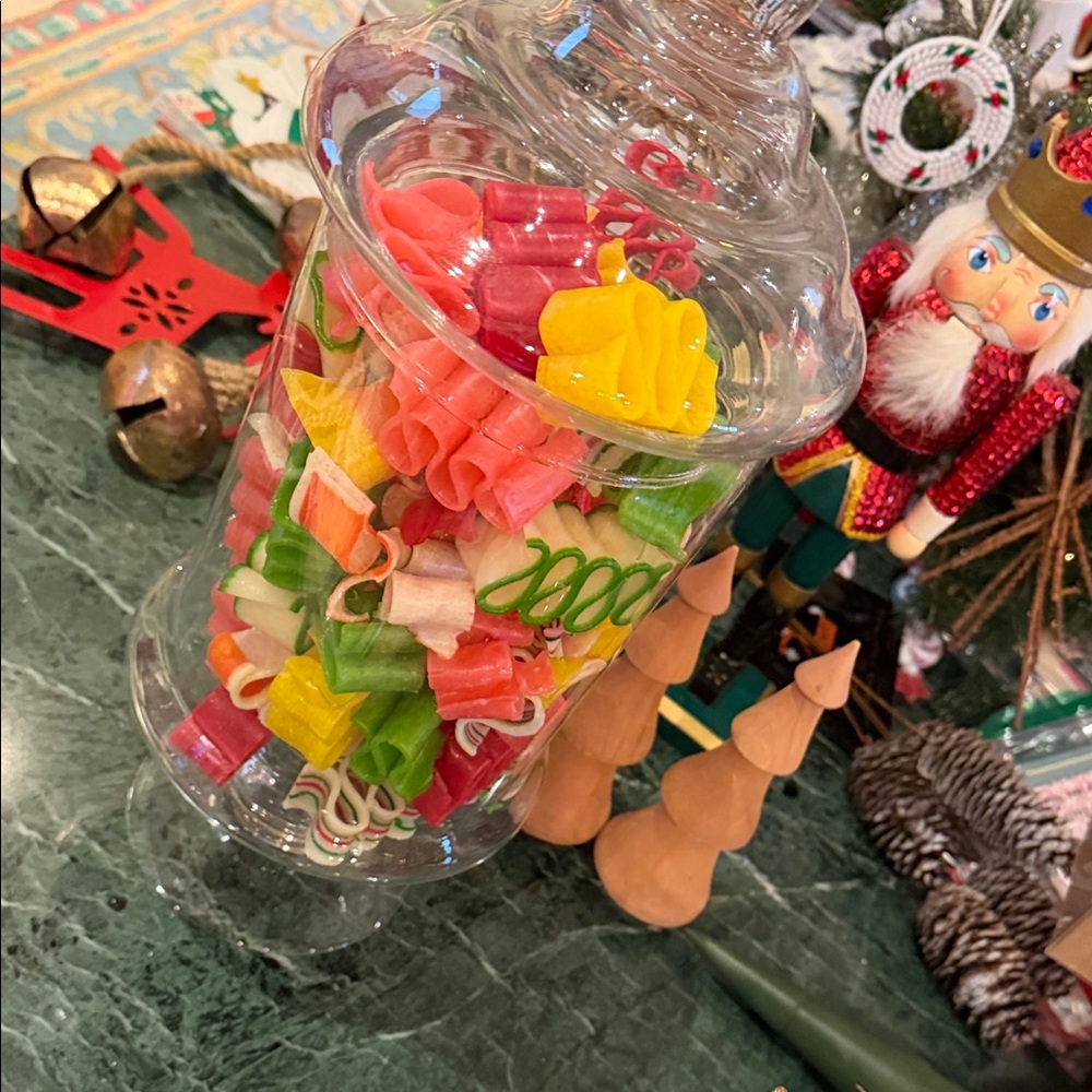 Box of Sevigny's Thin Ribbon Candy - Picture 2 of 13